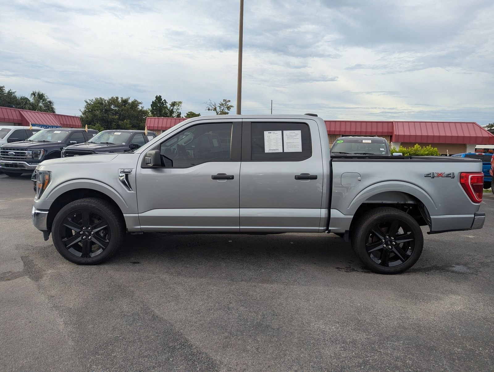 Used 2023 Silver Metallic Ford XLT image 6