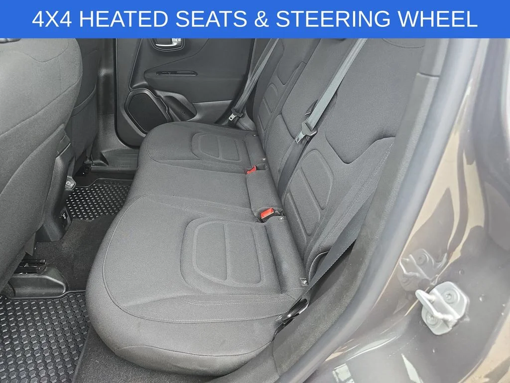 Certified Used 2020 Gray Jeep Latitude image 26