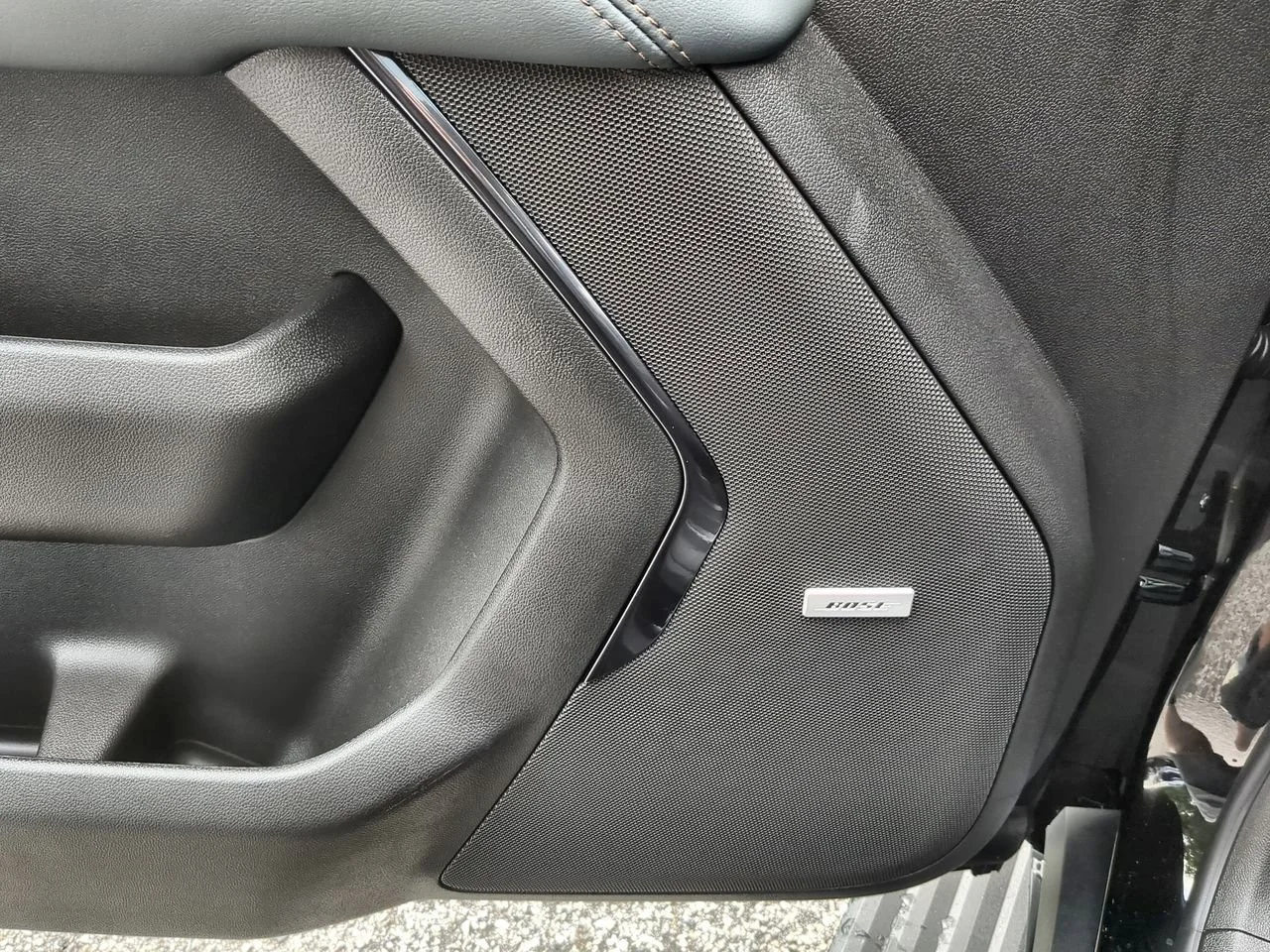 New 2026 Onyx Black GMC AT4 image 25