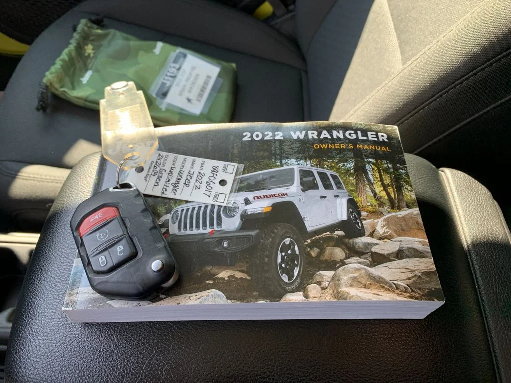 Used 2022  Jeep Unlimited Willys image 9