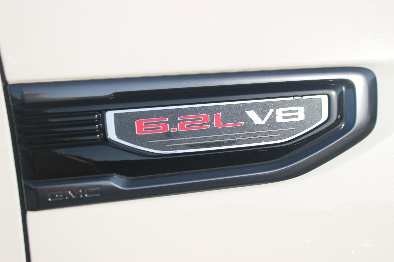 Used 2021 SUMMIT WHITE GMC AT4 image 10
