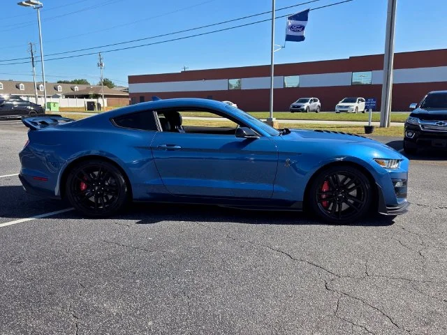 Used 2020 Blue Ford Shelby GT500 image 9