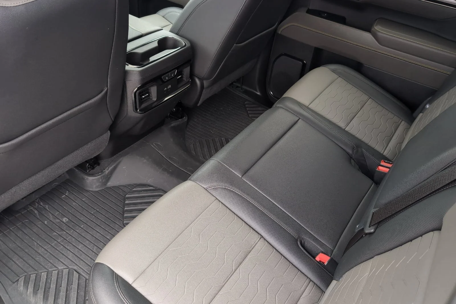 Used 2024 Glacier Blue Metallic Chevrolet ZR2 image 13