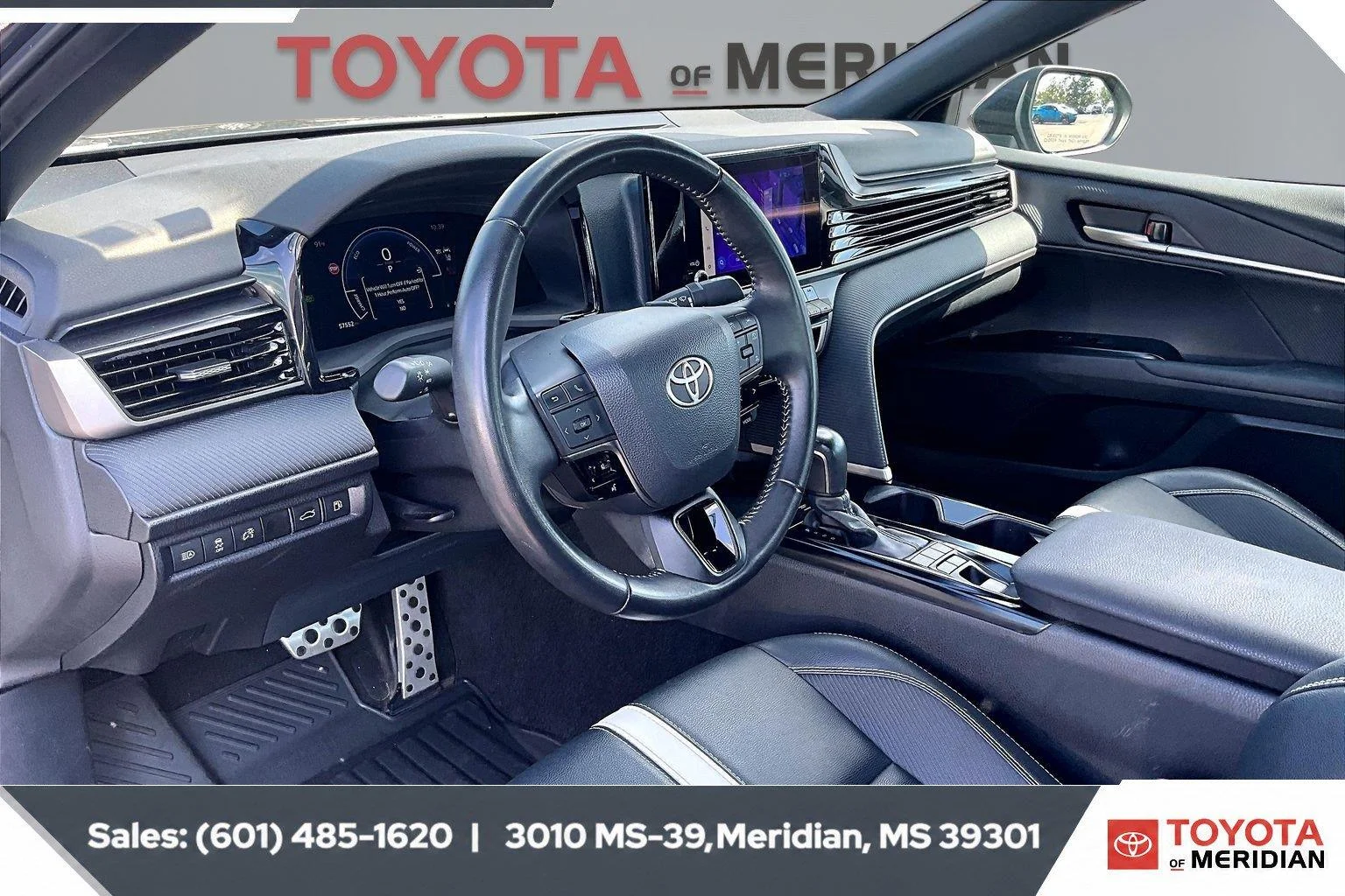Used 2025 Underground Toyota SE (Natl) image 12