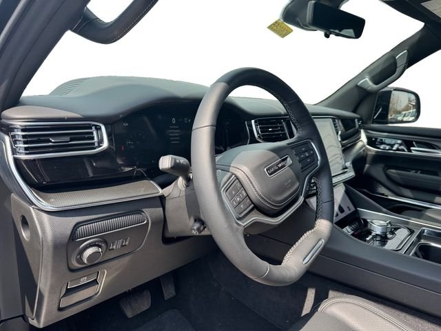New 2026 High Gloss Black Exterior Paint Jeep Summit Obsidian image 10