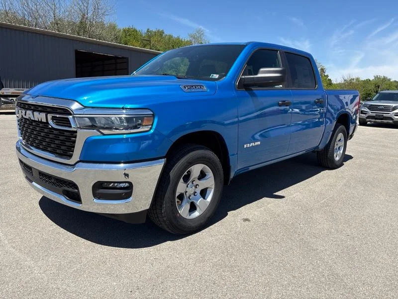 New 2026 Hydro Blue Pearl-Coat Exterior Paint RAM Big Horn/Lone Star image 7