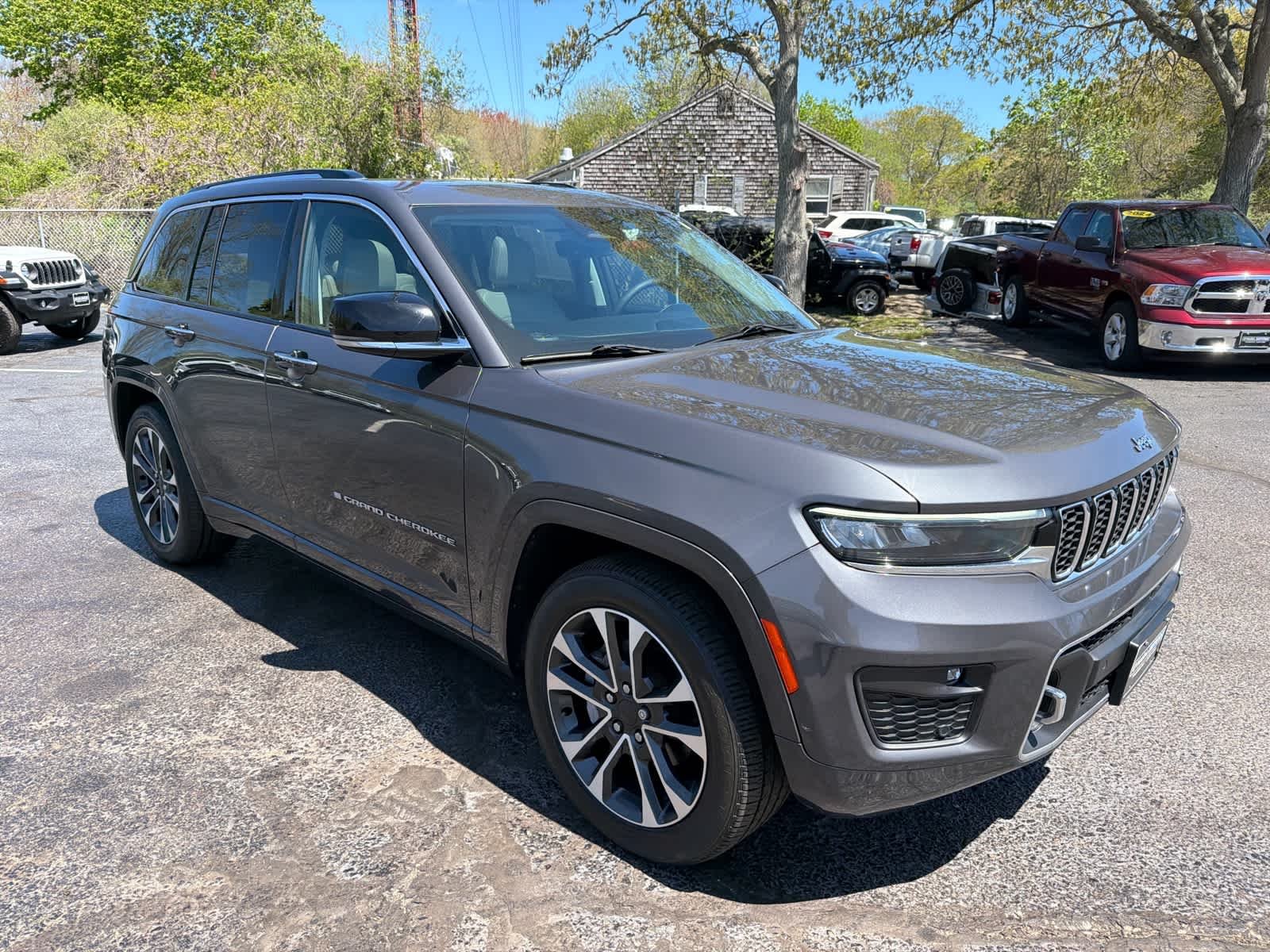 2023 Jeep Grand Cherokee Overland