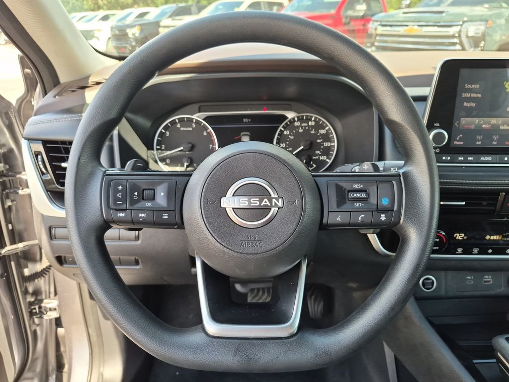 Used 2022 Gray Nissan SV image 14