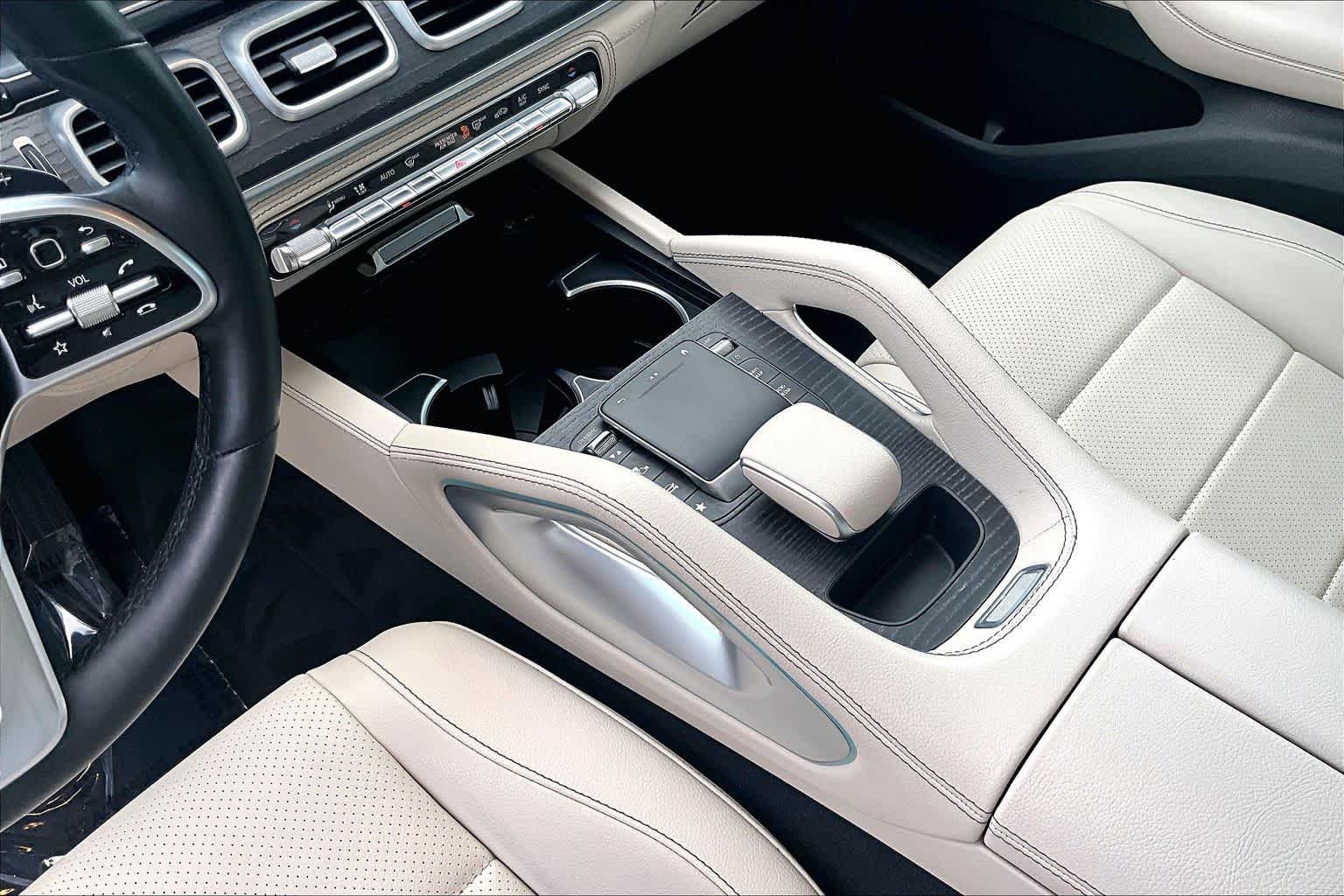 Used 2022 MANUFAKTUR Diamond White Metallic Mercedes-Benz GLE 350 image 15