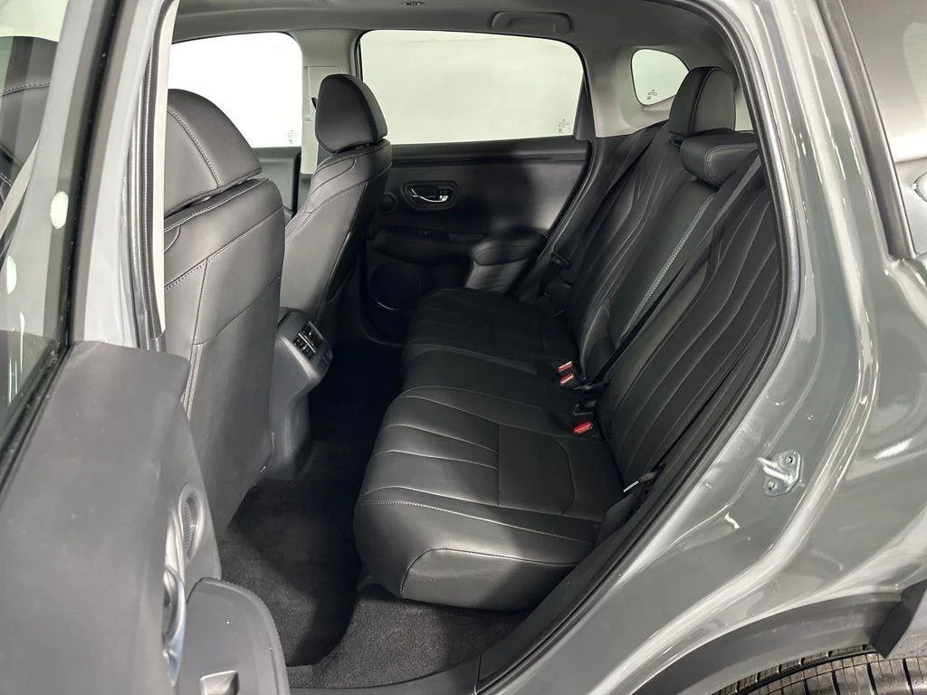2025 Acura ADX Base - Photo 21