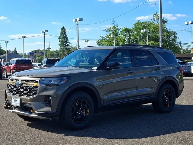New 2026 Marsh Gray Ford Tremor® image 2
