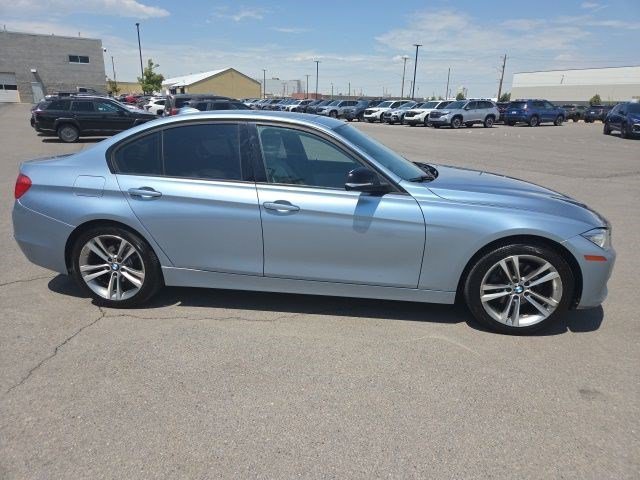 Used 2013 Liquid Blue Metallic BMW 328i xDrive image 2