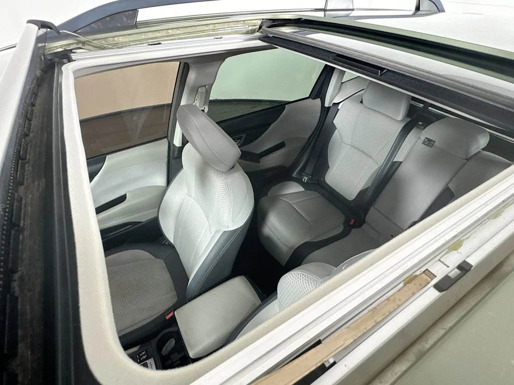 Used 2020 Green Subaru Premium image 25
