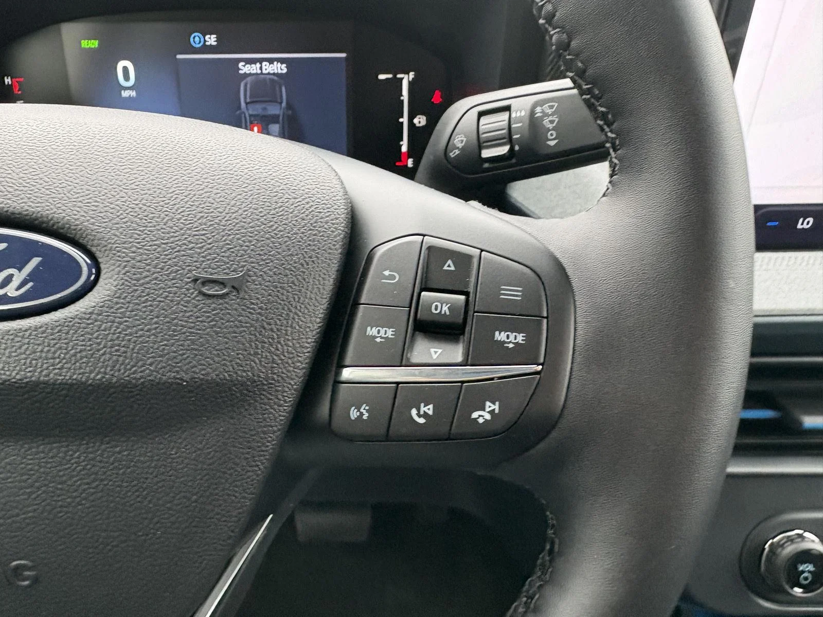 New 2026 Azure Gray Metallic Tri-Coat Ford XLT image 13
