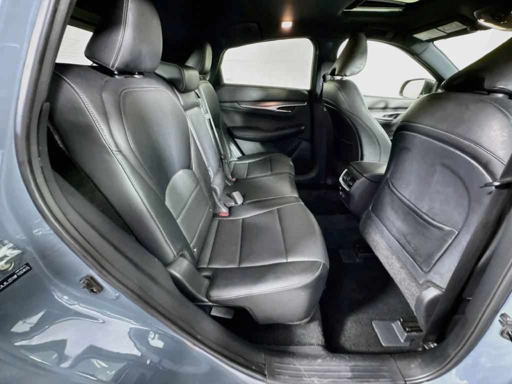 Certified Used 2022 Gray INFINITI LUXE image 37