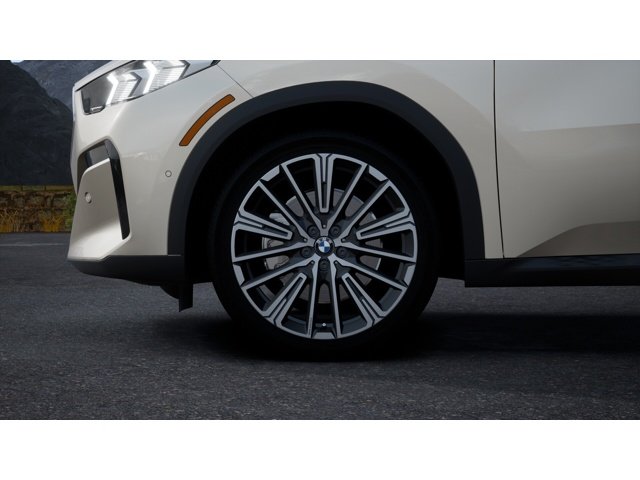 New 2027 Dune Grey Metallic BMW xDrive28i image 7
