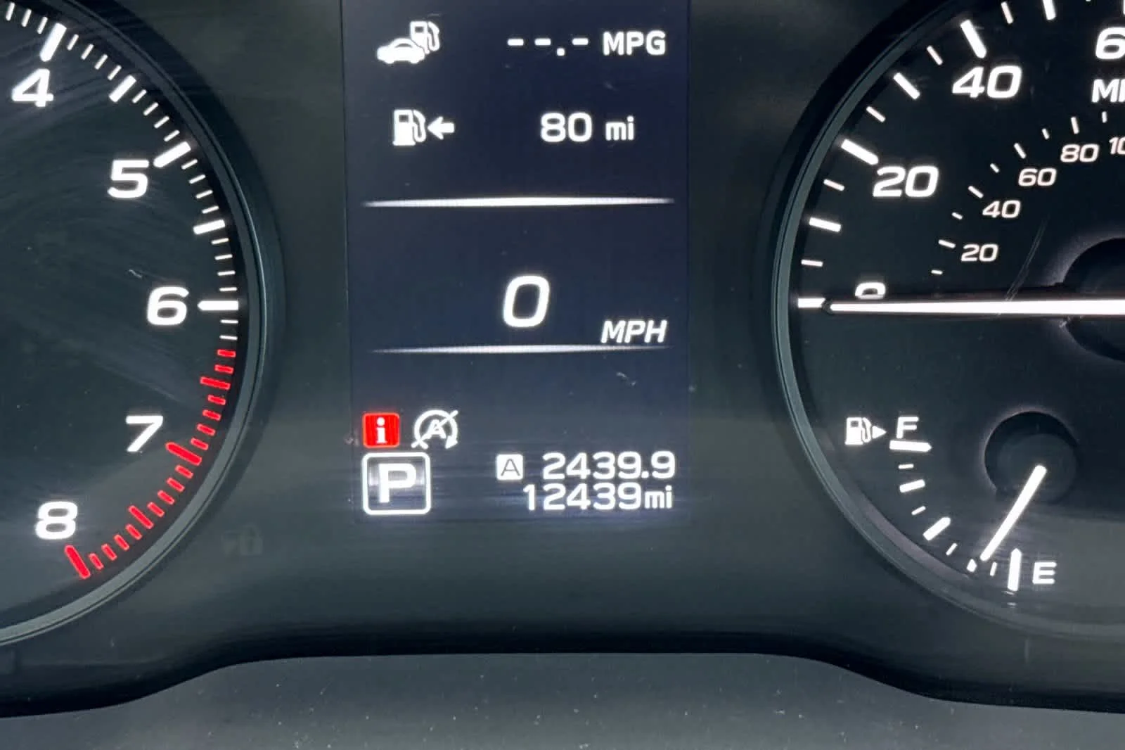 Used 2025 Crystal White Pearl Subaru  image 27
