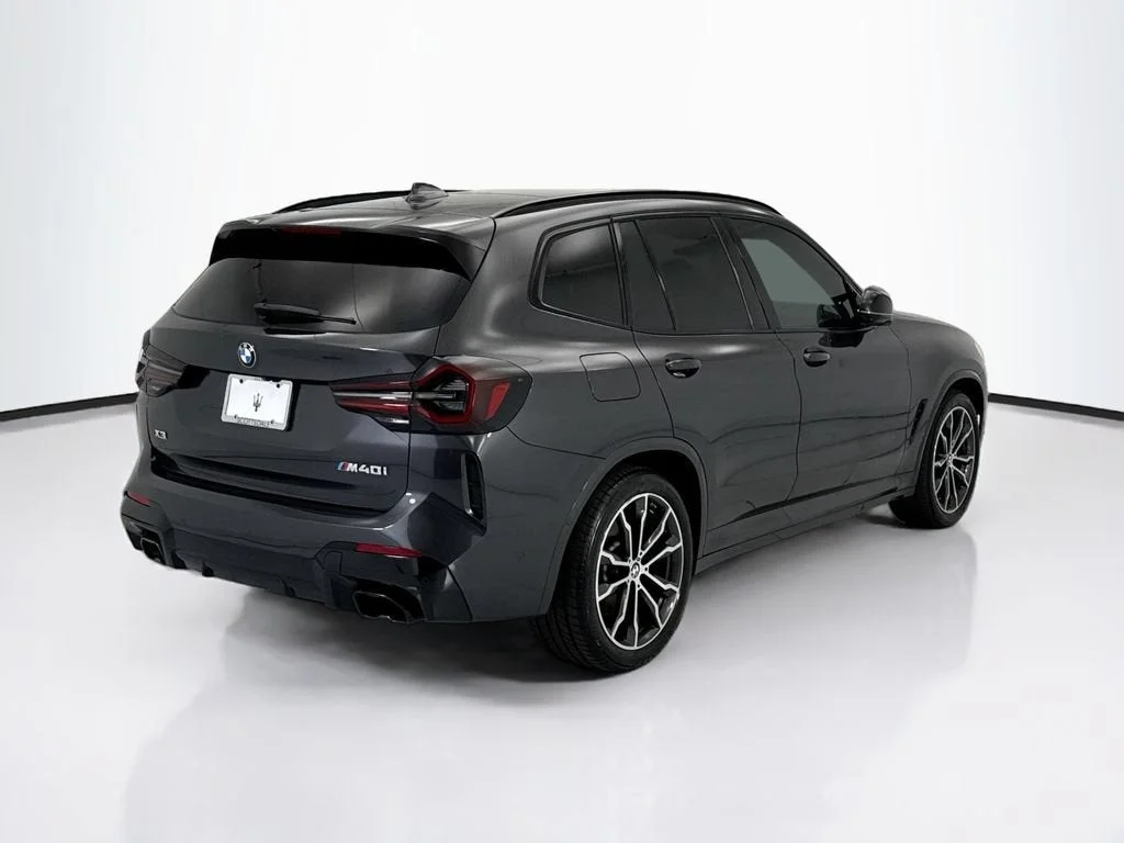 Used 2023 Dark Graphite BMW M40i image 5