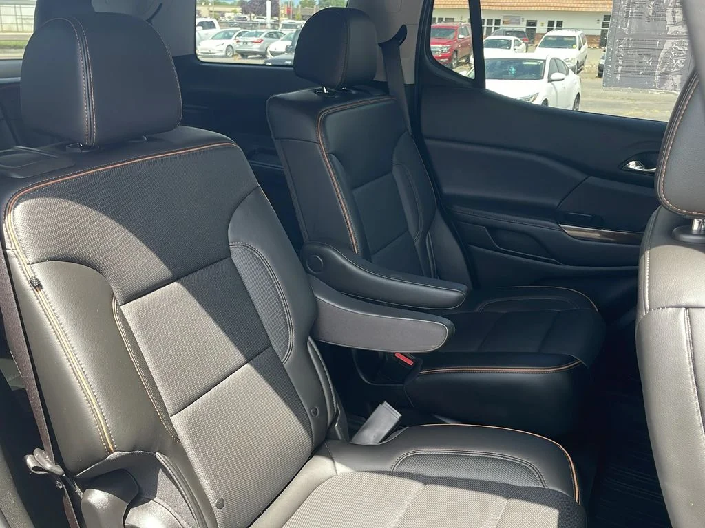 Used 2021 Ebony Twilight Metallic GMC AT4 image 24