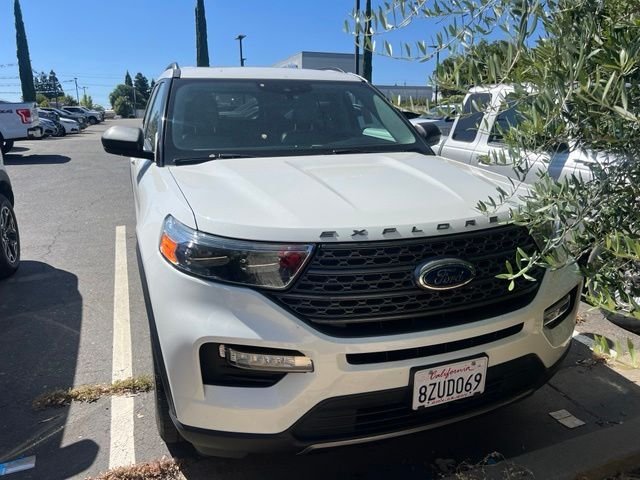 Used 2021 White Ford XLT image 2