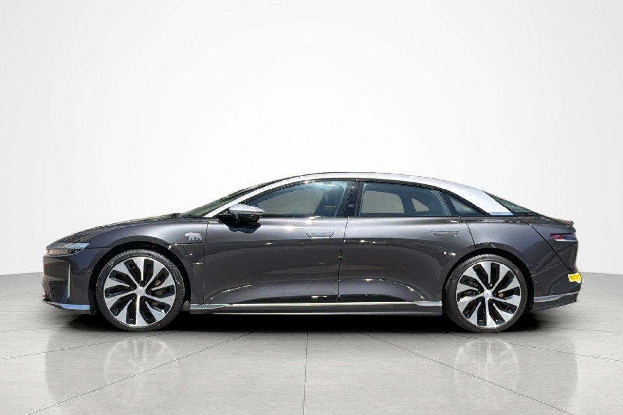 Used 2022 GRAY Lucid Grand Touring image 2