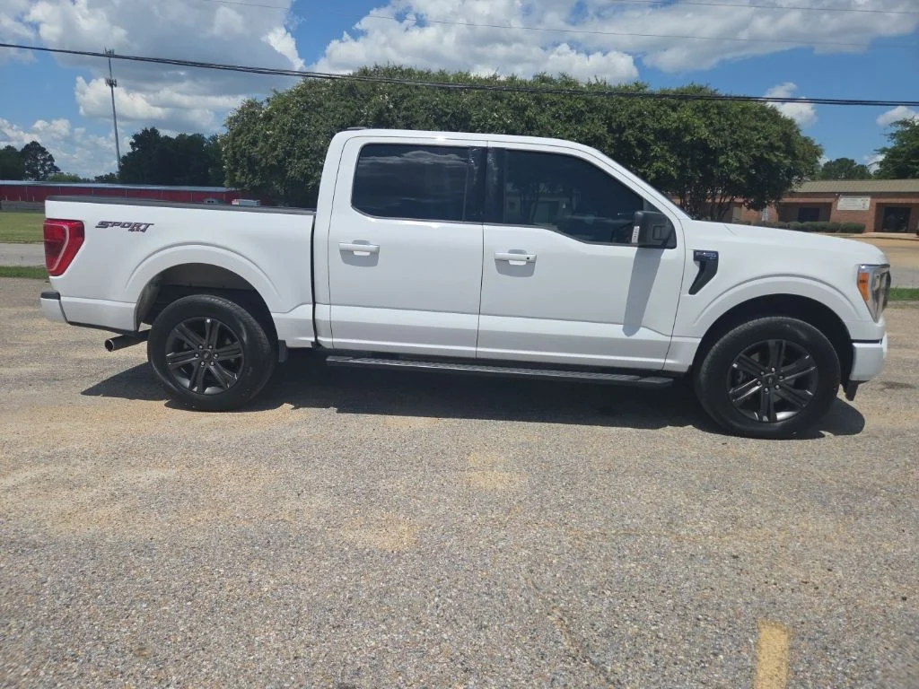 Certified Used 2023 White Ford XLT image 17