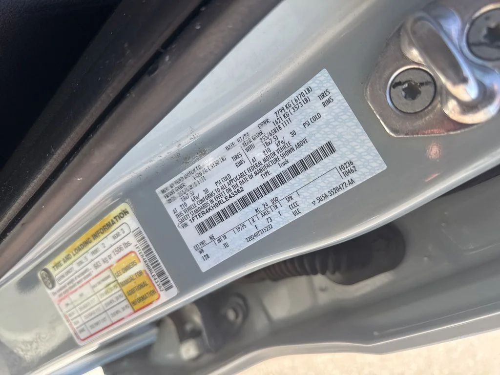 Used 2024 Green Ford Lariat image 37
