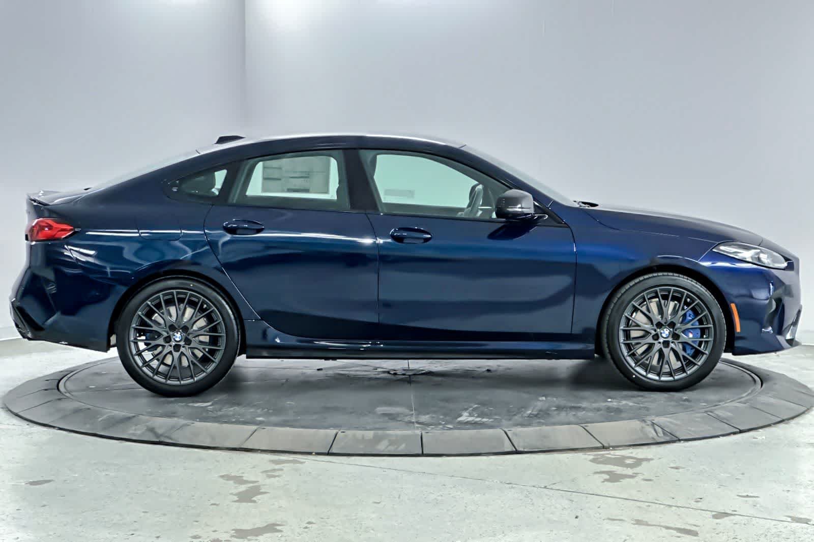 2026 BMW 2 Series M235 - Photo 8