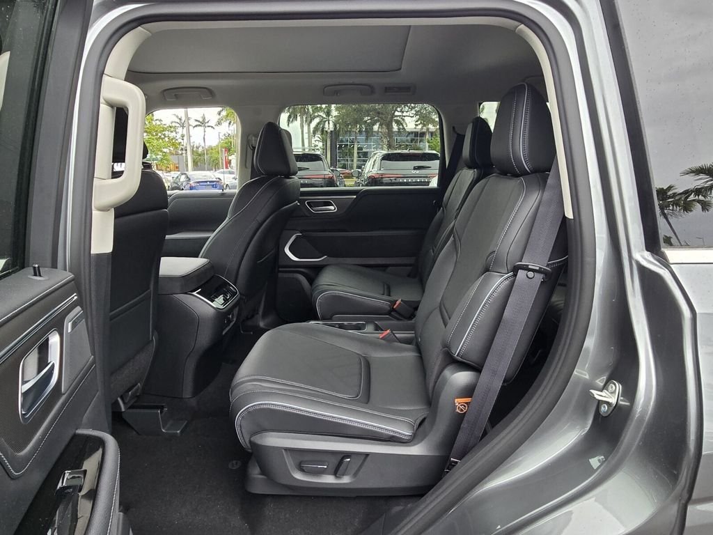2026 INFINITI QX80 Luxe - Photo 14