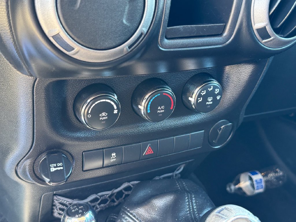 Used 2017 Black Jeep Sport image 19