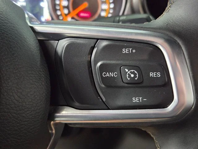 Used 2020 White Jeep Sport image 28