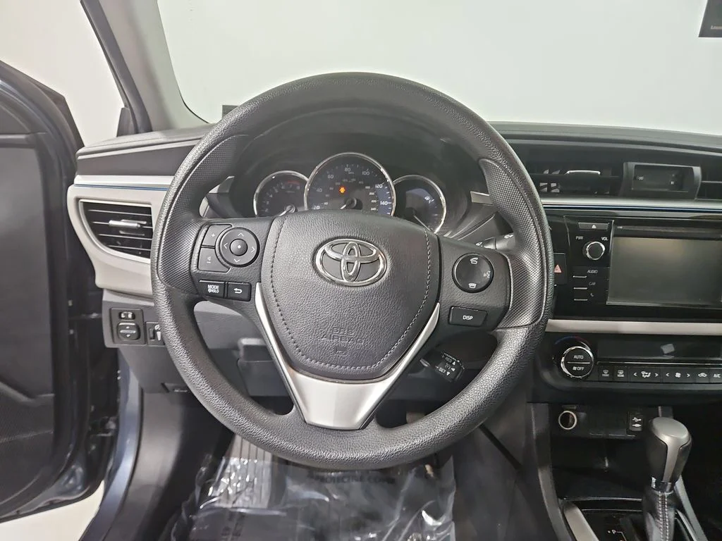 Used 2016 Gray Toyota LE image 15