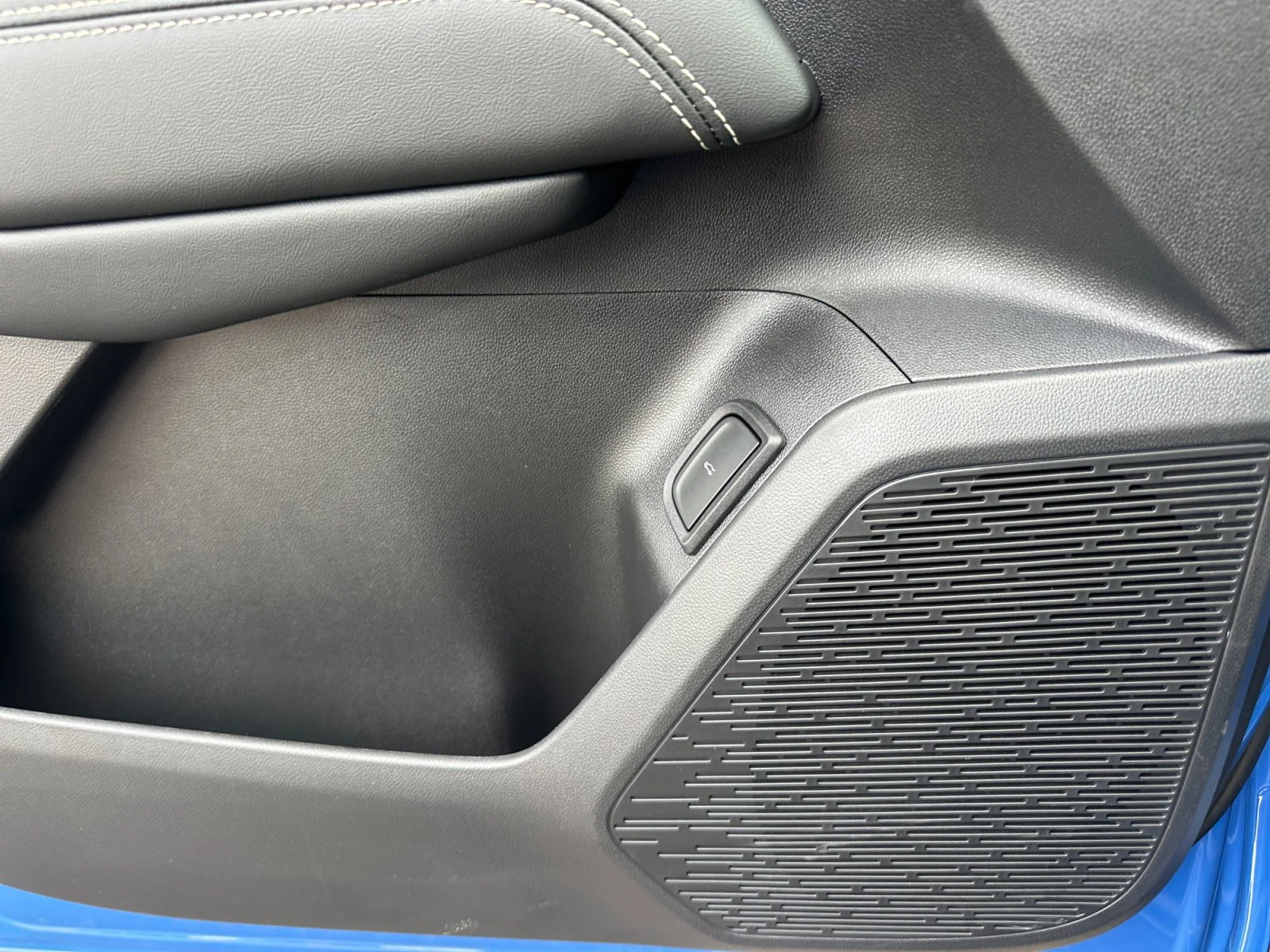 New 2026 Rapids Metallic GMC FWD Elevation image 28