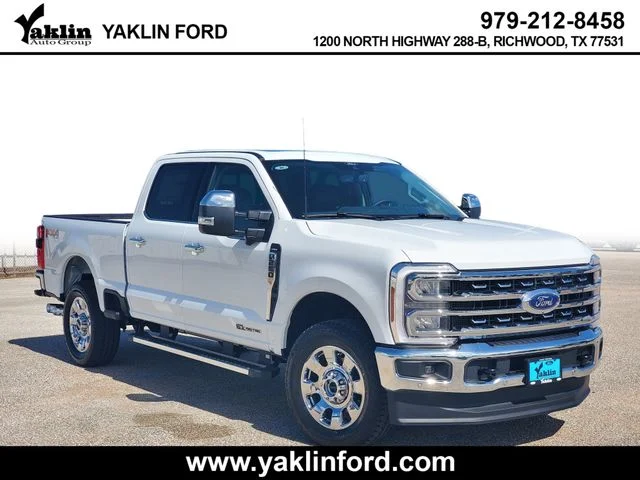 New 2026 Oxford White Ford F-250® Lariat® image 1
