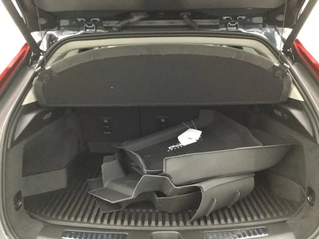 Used 2020 Gray Cadillac Premium Luxury image 7