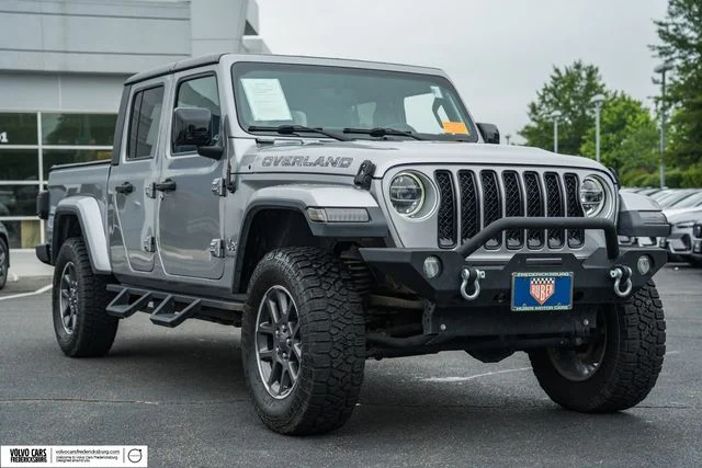 2020 Jeep Gladiator Overland's photo