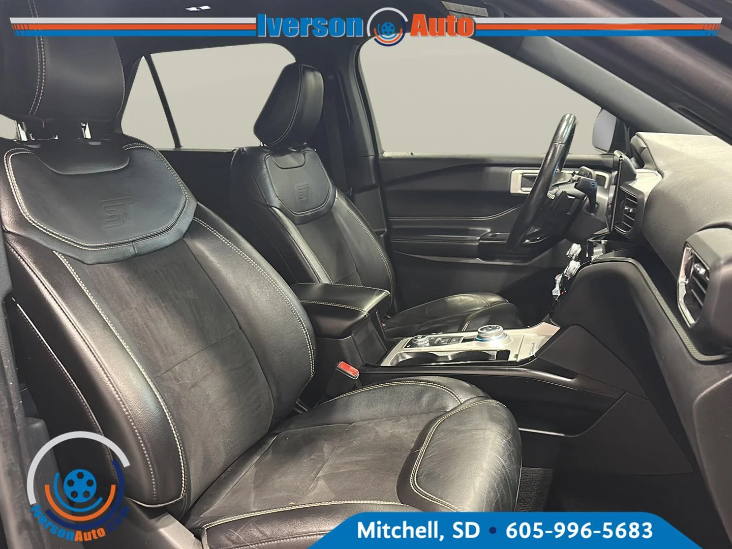 Used 2022 Agate Black Ford ST image 33