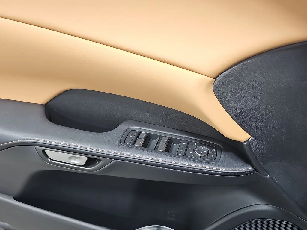 New 2026 Iridium Lexus PREMIUM PLUS image 27