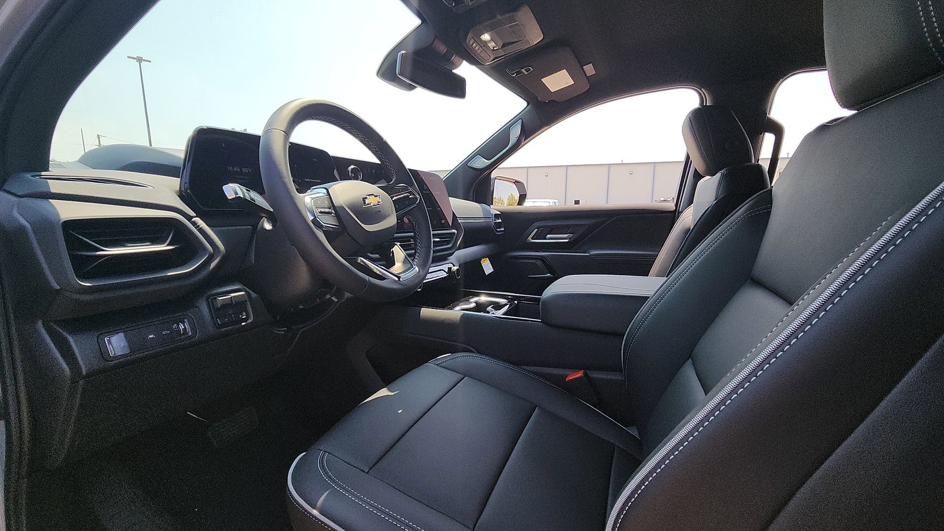 2026 Chevrolet Silverado EV LT - Photo 9