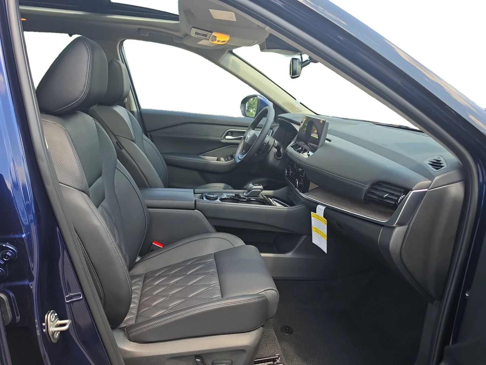 New 2026 Deep Ocean Blue Pearl Nissan Platinum image 31