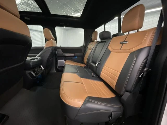 Used 2022 Star White Ford Platinum image 23