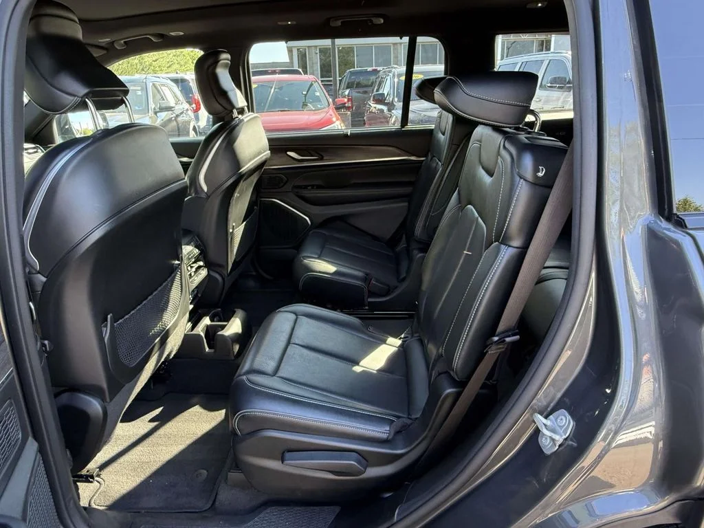 Used 2023 Gray Jeep Overland image 15