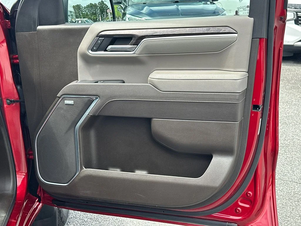 Used 2025 Red Chevrolet LTZ image 14