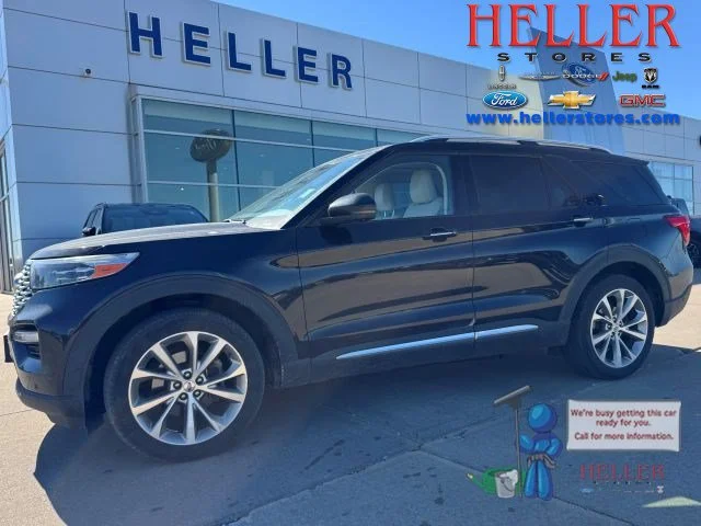 Used 2021 Black Metallic Ford Platinum image 1