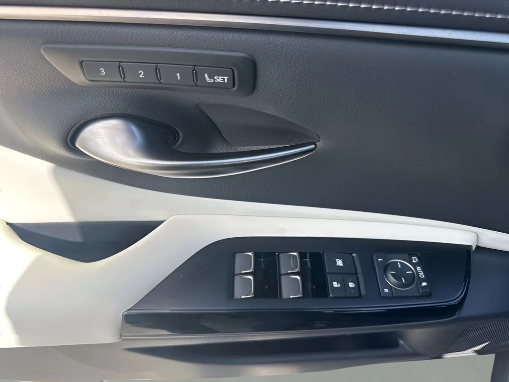 Used 2022 Gray Lexus 350 F Sport image 29