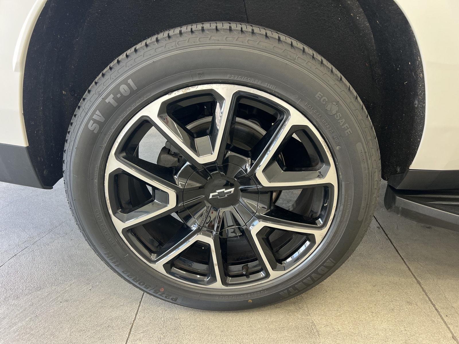 2021 Chevrolet Suburban RST - Photo 9
