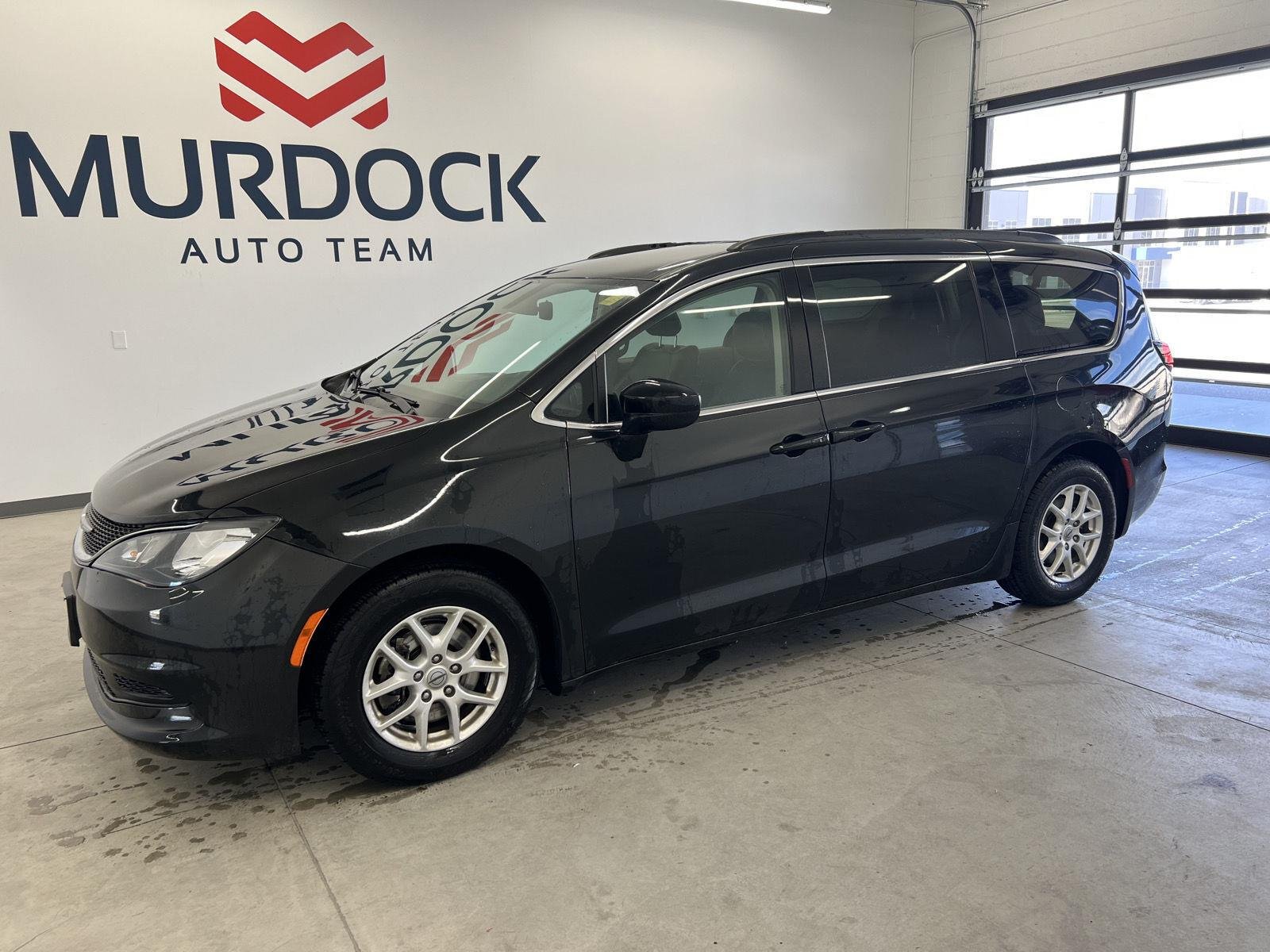 2021 Chrysler Voyager