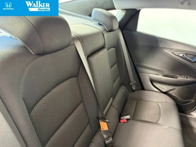 Used 2025  Chevrolet LT image 15