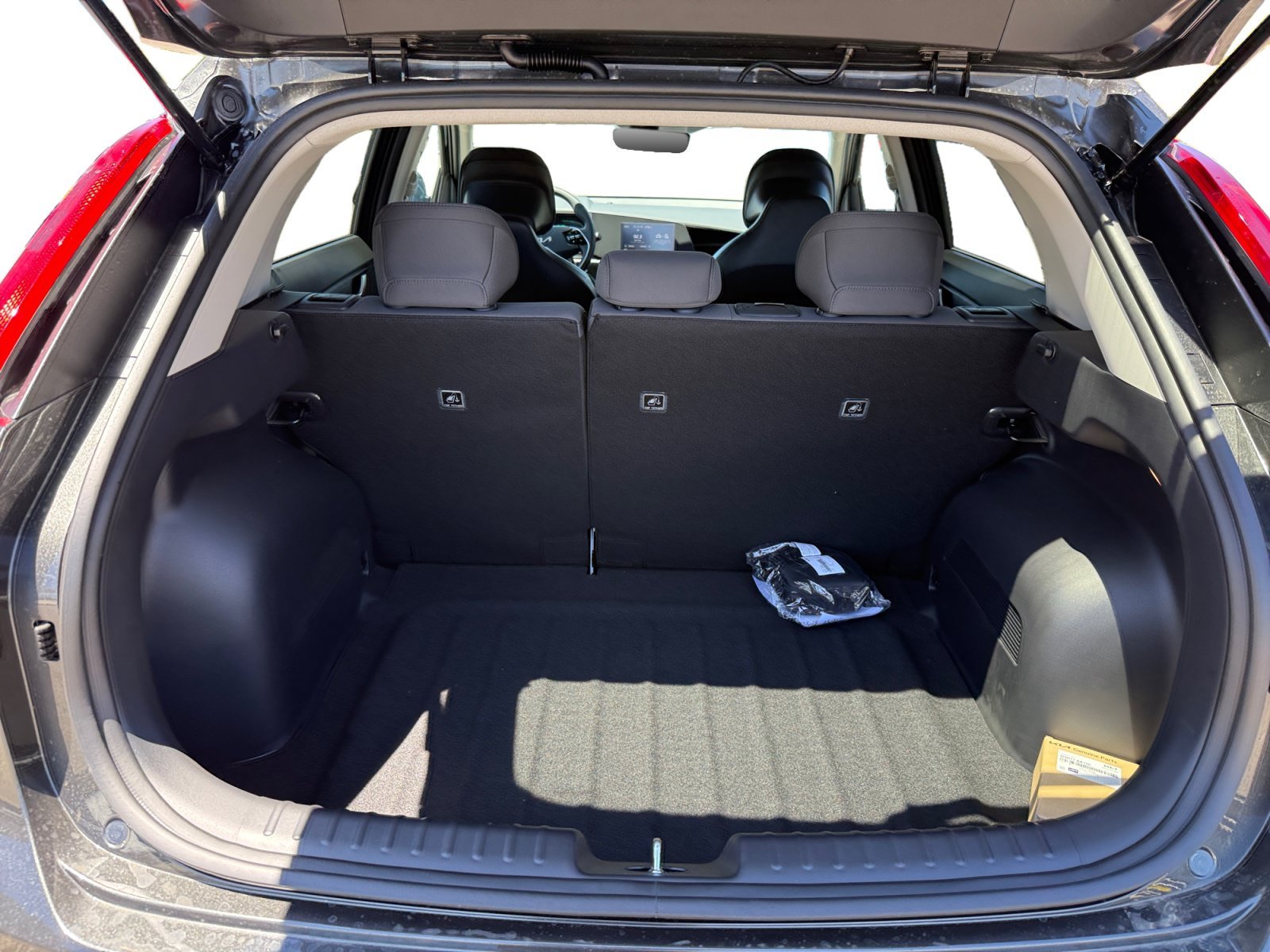 New 2026 Interstellar Gray Kia LX image 17