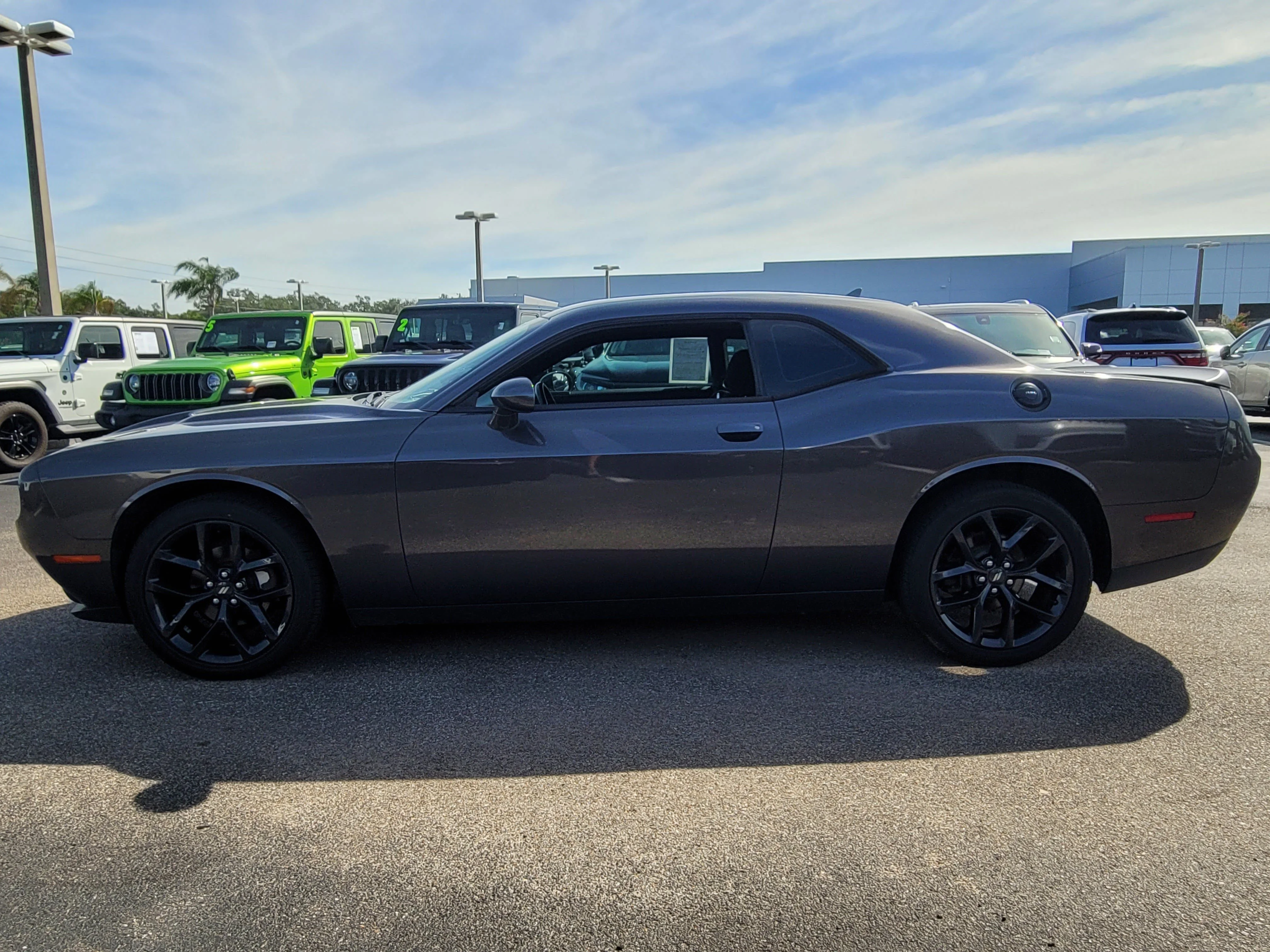 Used 2020 Granite Pearlcoat Dodge SXT image 7